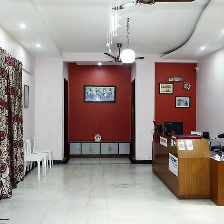 فندق نويدا الكبرىفي  J P Residency المظهر الخارجي الصورة